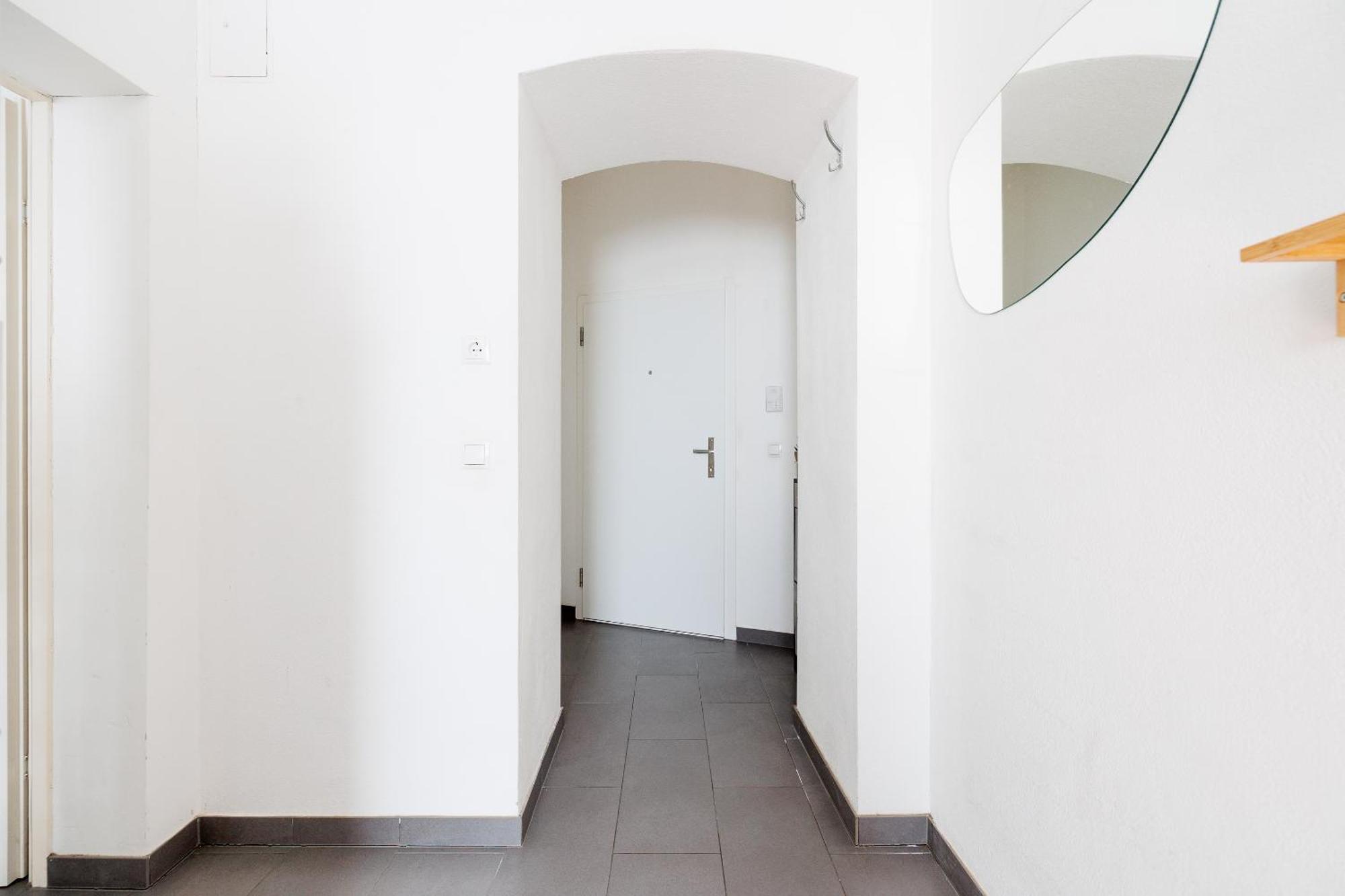 Modern City Apartment In Виена Екстериор снимка
